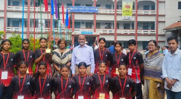 সীমান্তের কোল থেকে কাবাডিতে দেশ চ্যাম্পিয়ন শাহ্ গরীবুল্লাহ্ বালিকা বিদ্যালয়